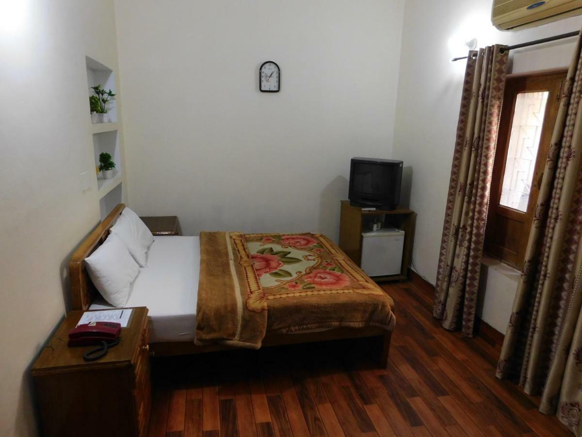 The City Lodge Islamabad Ngoại thất bức ảnh